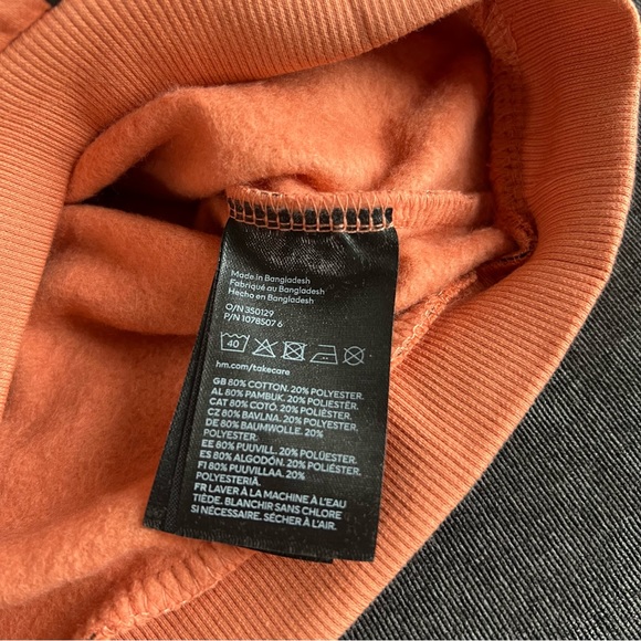 NWT H&M Orange Pumpkin Sweater - Picture 3 of 6